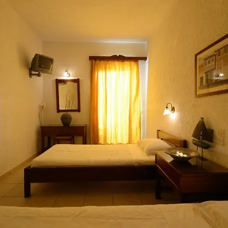 فندق Melpo