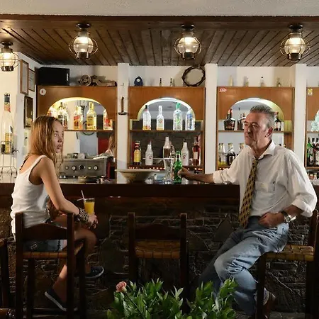 Готель Melpo 2*